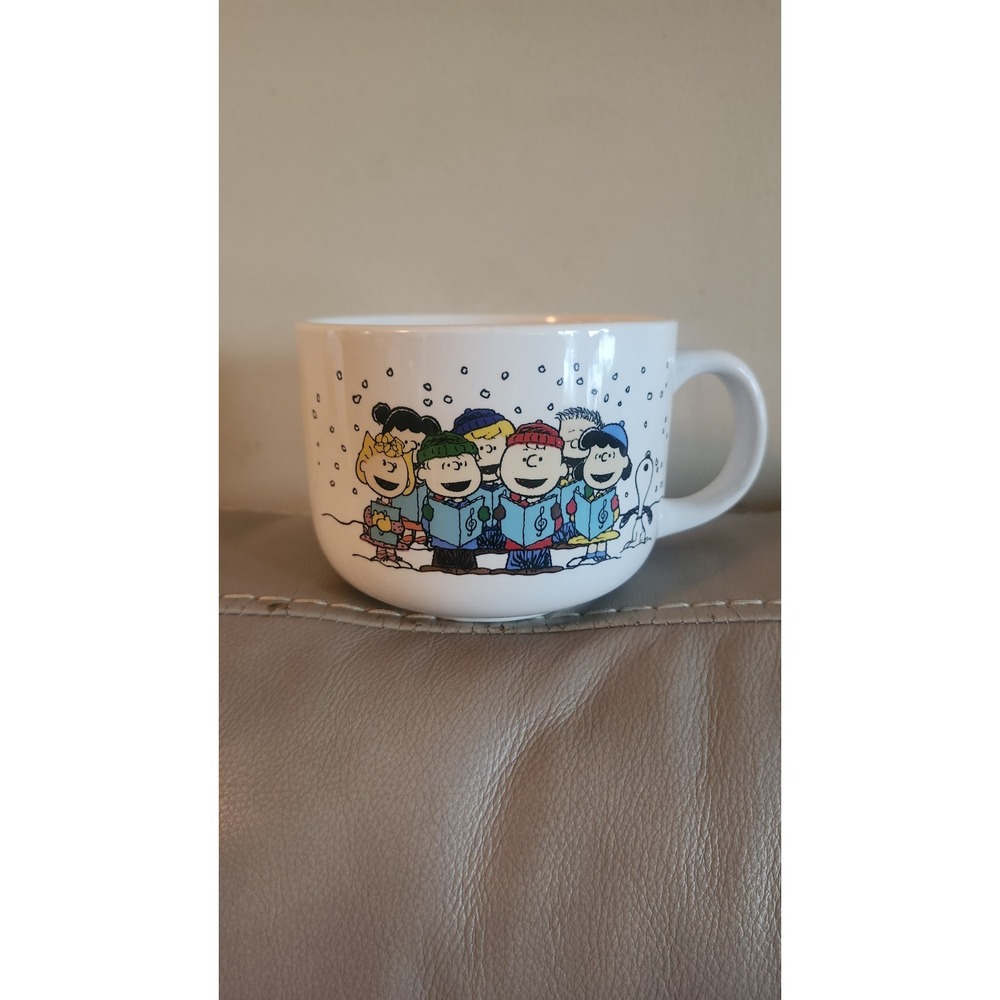 Peanuts Snoopy and Gang Holiday Ceramic Soup Mug | Christmas